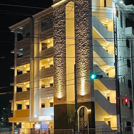 Hotel Y'Rise To Urasoe Eksteriør billede