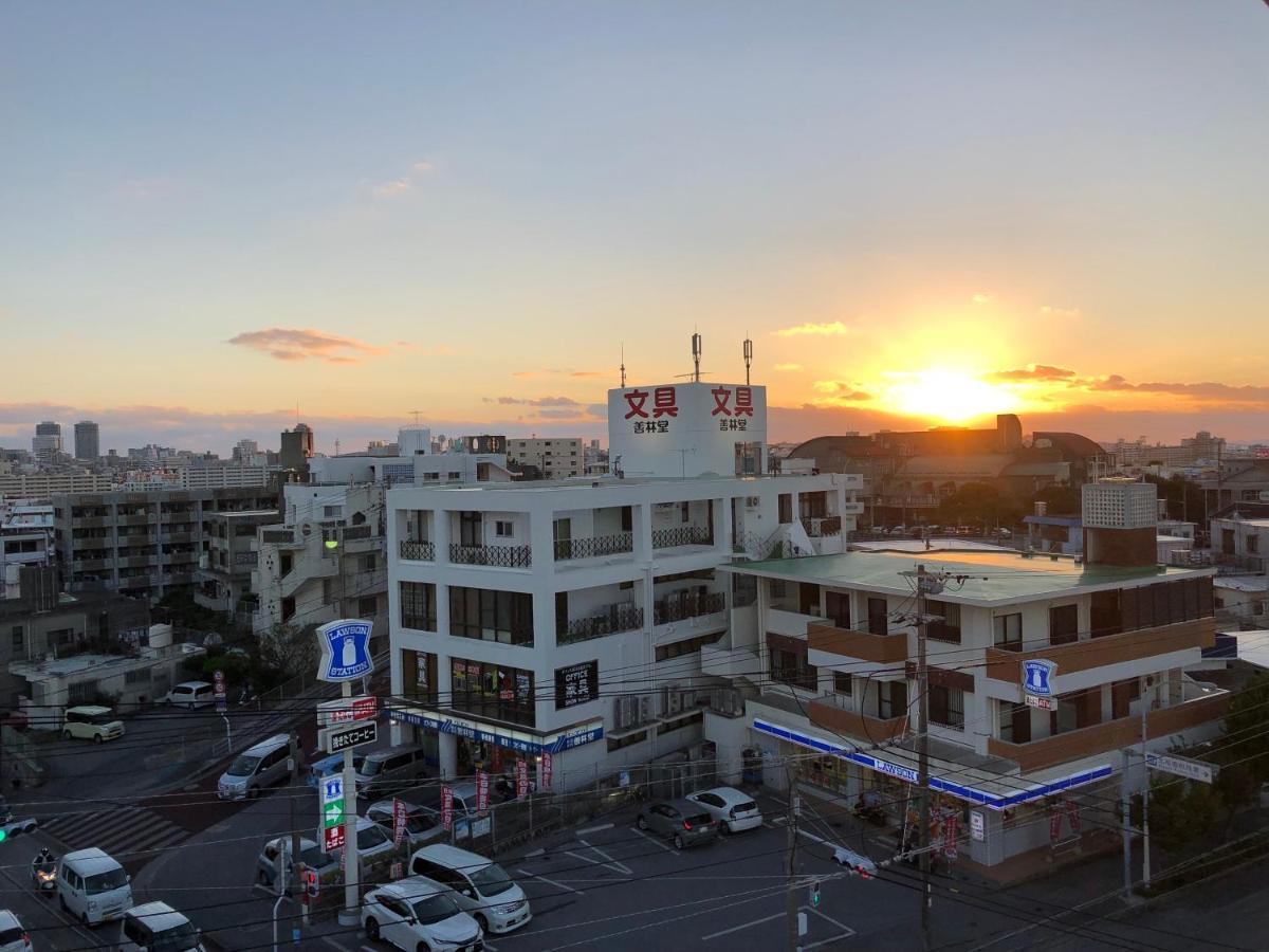 Hotel Y'Rise To Urasoe Eksteriør billede