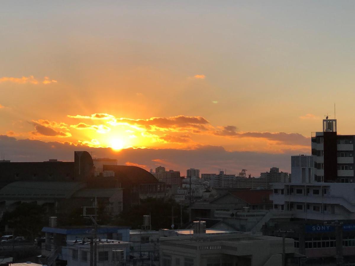 Hotel Y'Rise To Urasoe Eksteriør billede